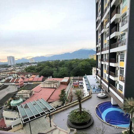 Ipoh City Centre Majestic Homestay Pool View 3 Mins Walking To Famous Food Places & 15Mins To Old Town Ipoh By Happy Homestay Extérieur photo