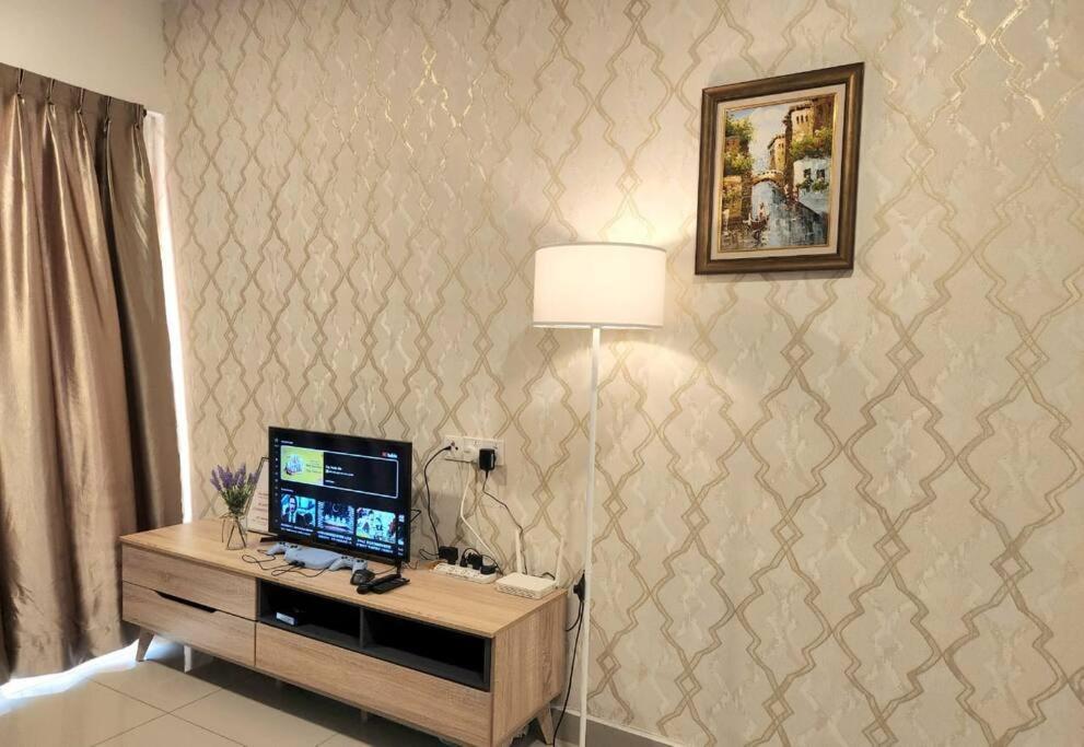 Ipoh City Centre Majestic Homestay Pool View 3 Mins Walking To Famous Food Places & 15Mins To Old Town Ipoh By Happy Homestay Extérieur photo