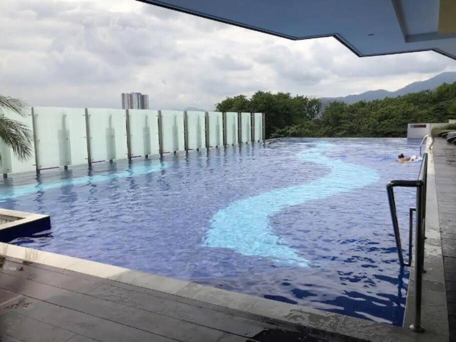 Ipoh City Centre Majestic Homestay Pool View 3 Mins Walking To Famous Food Places & 15Mins To Old Town Ipoh By Happy Homestay Extérieur photo